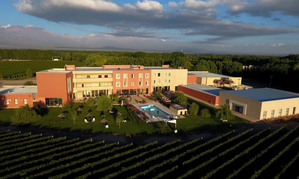 18f6b526-65c7-4405-9bc3-288bafe21040